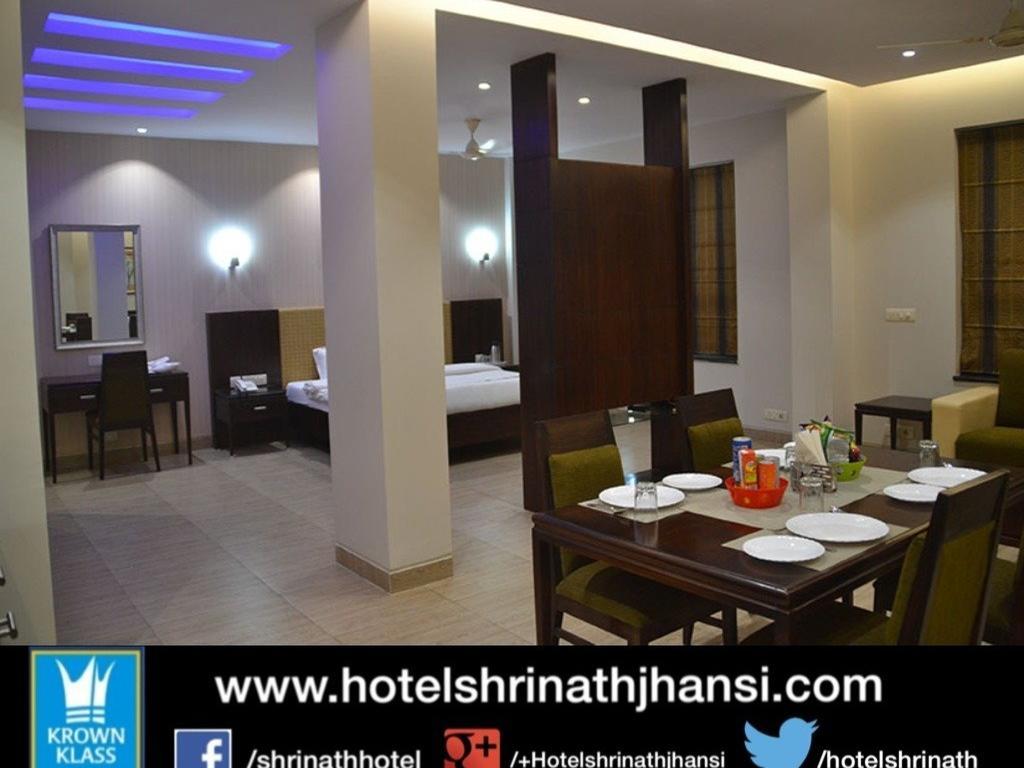 אורצ'ה Hotel Shrinath Palace חדר תמונה